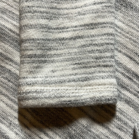 San Diego embroidered grey-and-white striped sweatshirt - Picture 3 of 6